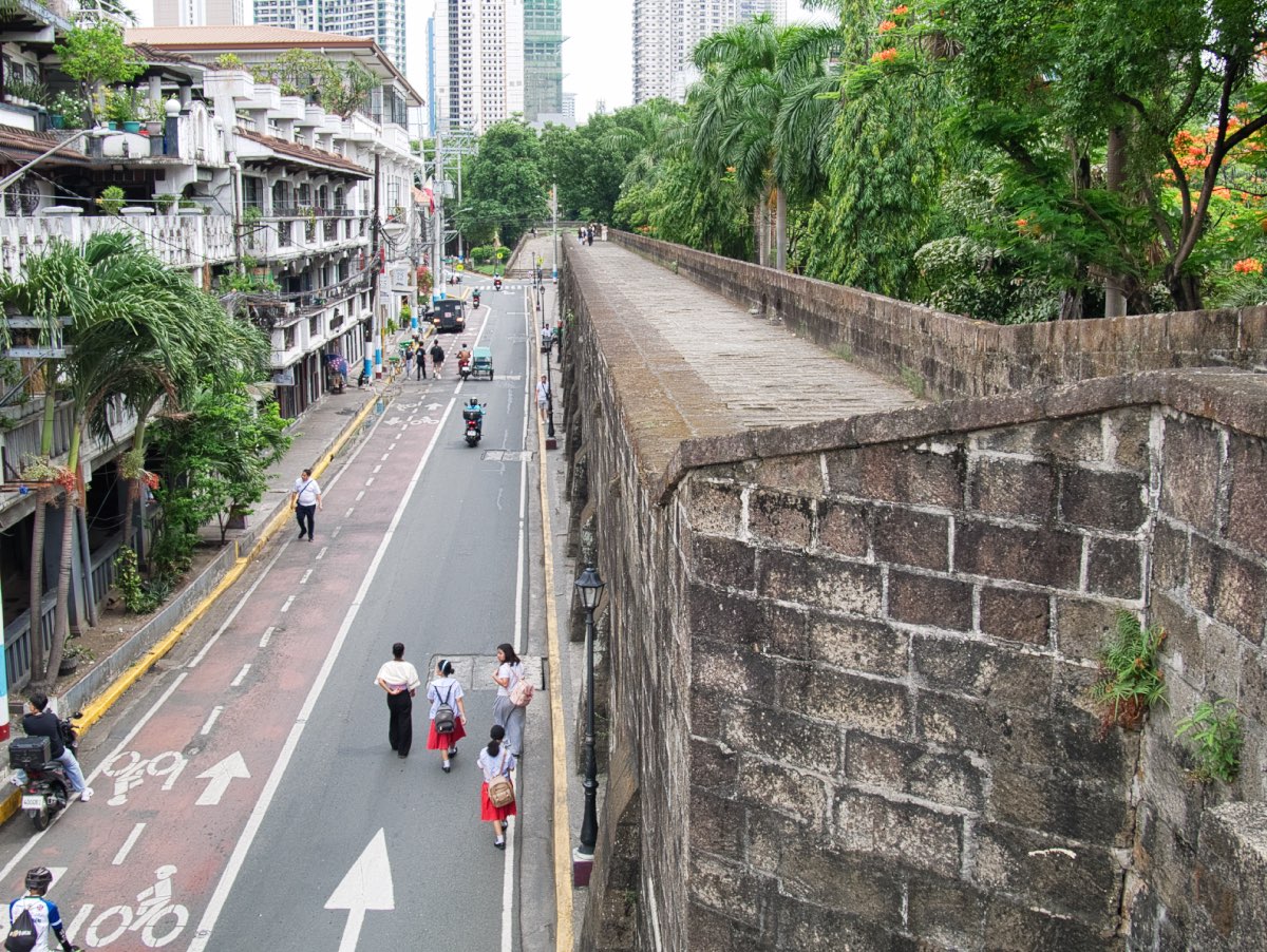 30Muralla_St_Wall