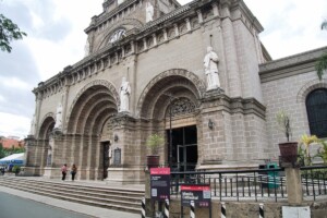 12Manila_Cathedral